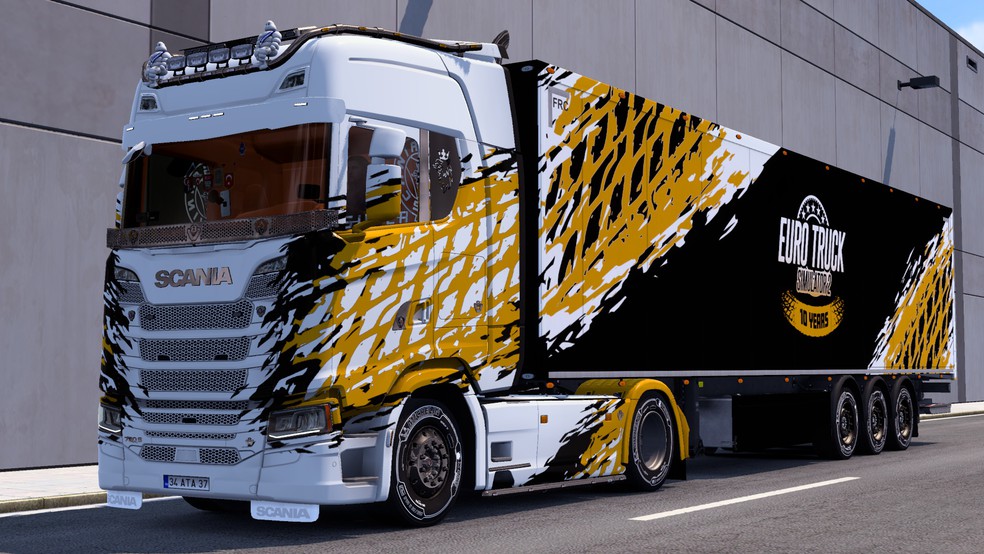 Image by ahmetatahan