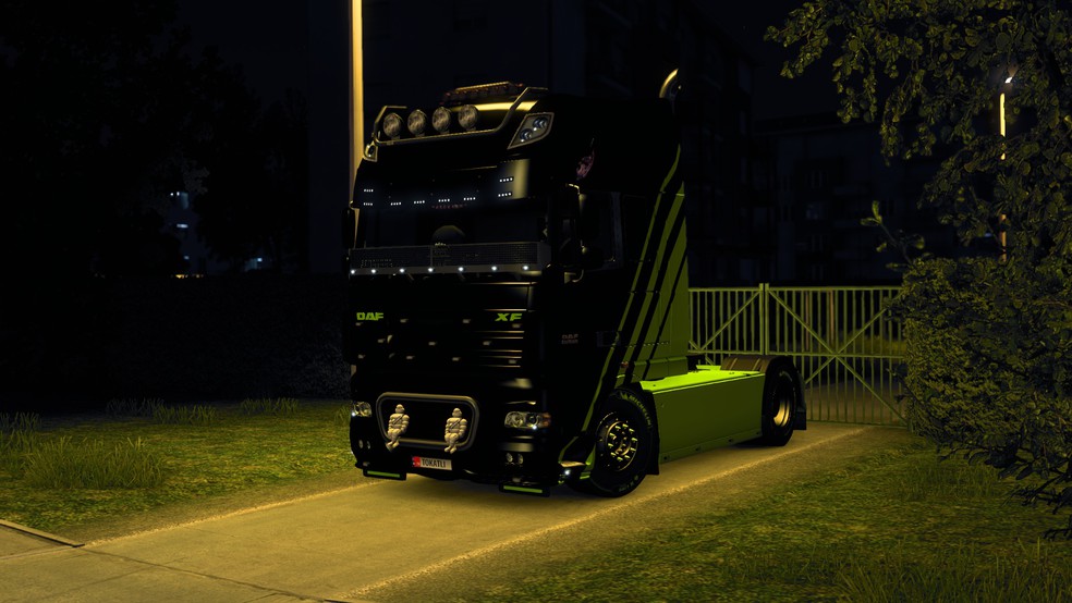 Image by onurtokatli