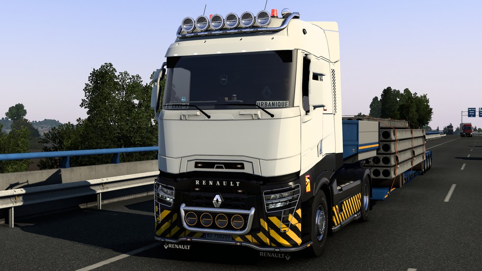 Image by urbanique75