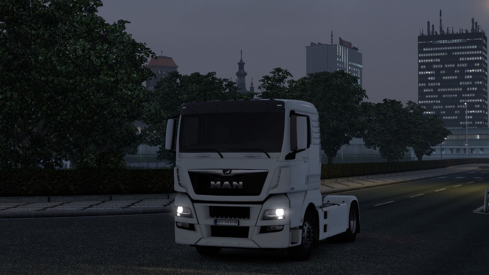 Image by V8Truck