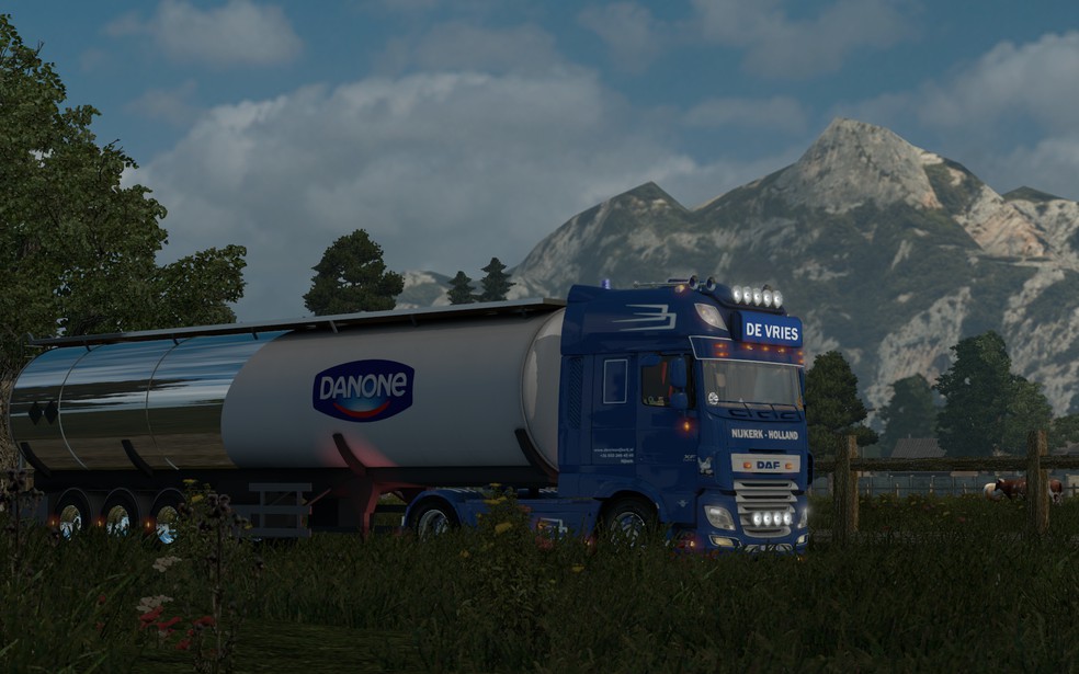 Image by MinimalTango