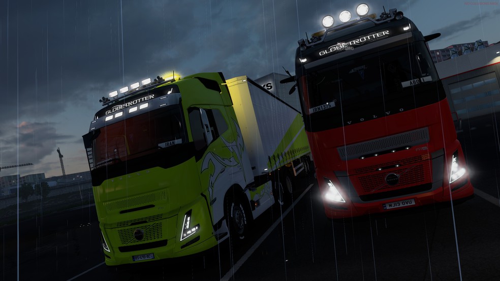 Image by vahidtalaaa