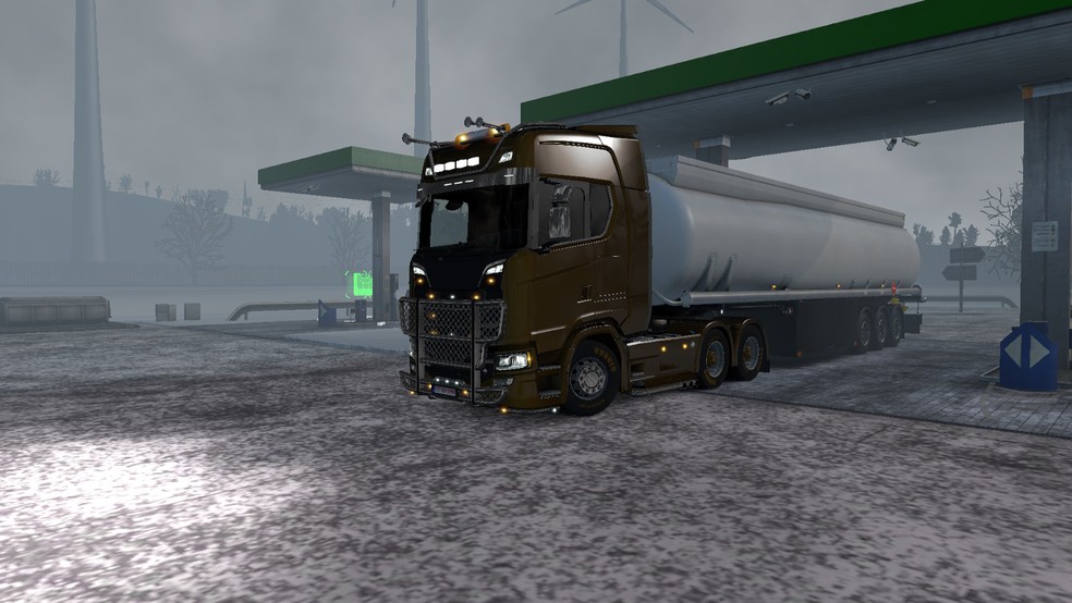 Image by senzzo