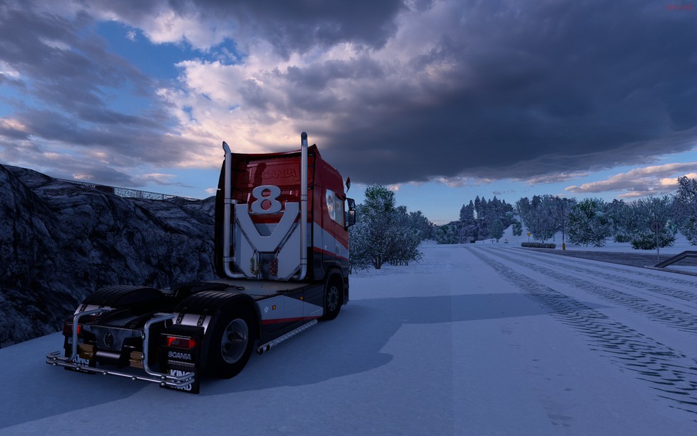 Image by _maksimkamenev_