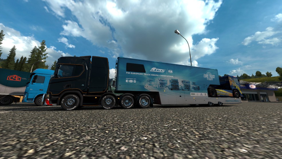 Image by Longhauller