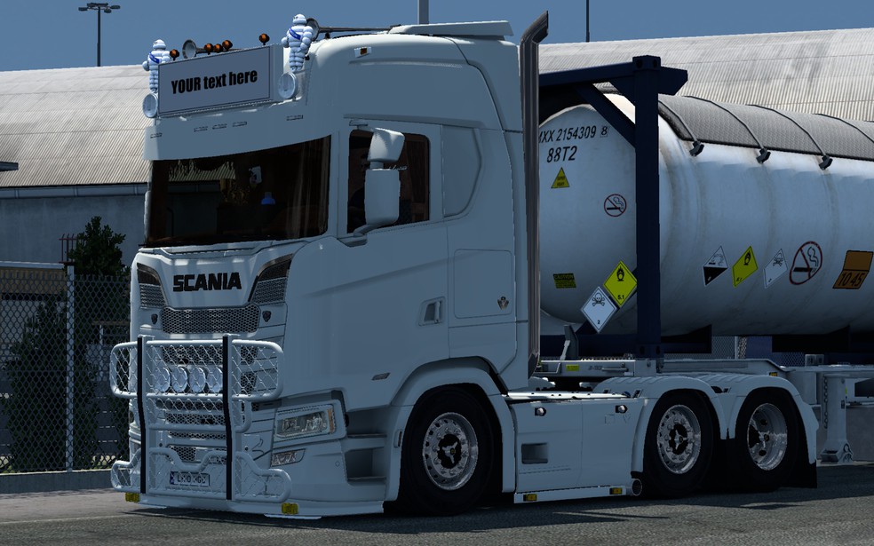 Image by 24375633281