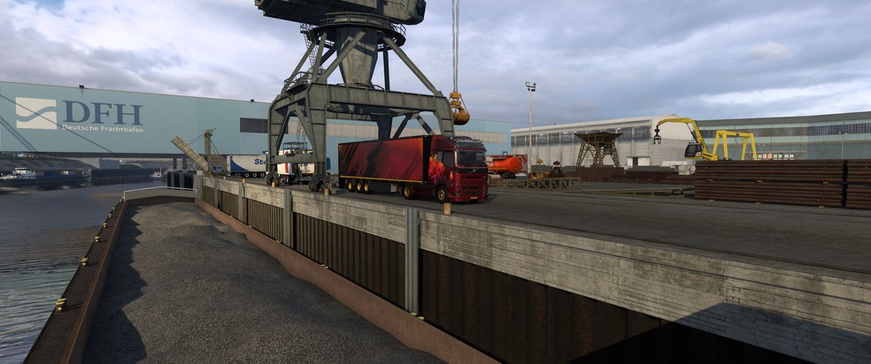 Image by WaltzieHauling
