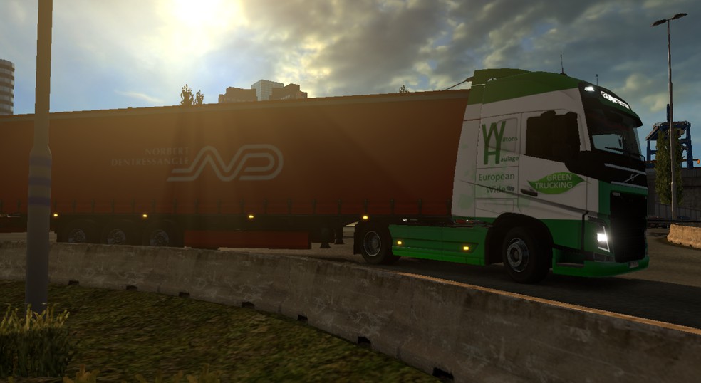 Image by danbyization