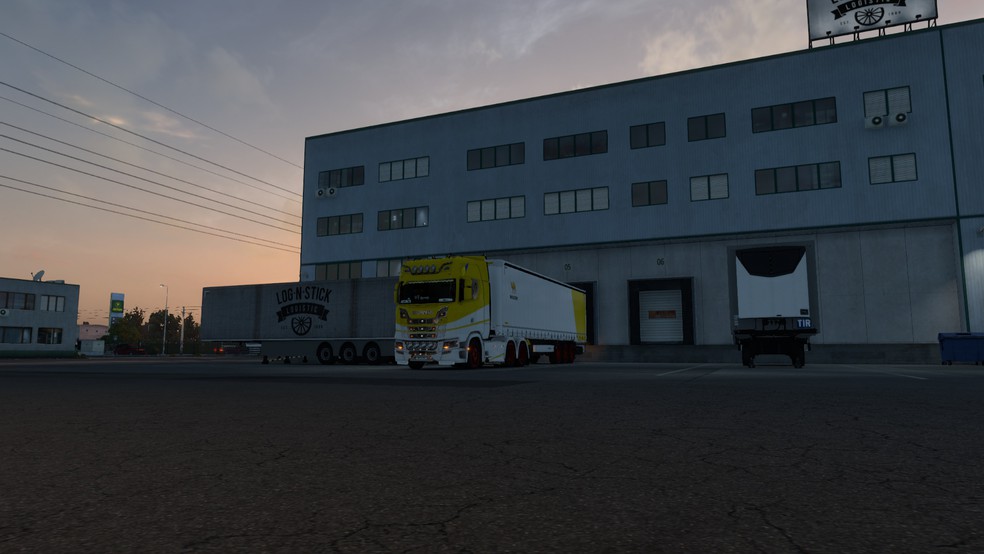 Image by roadracer94