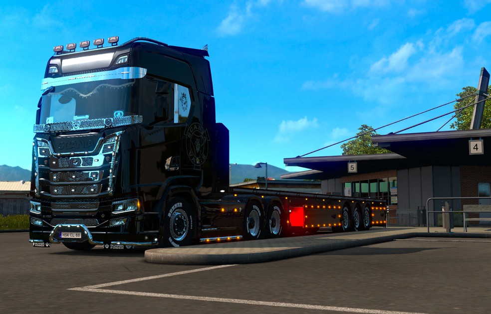 Image by TruckerChrissi