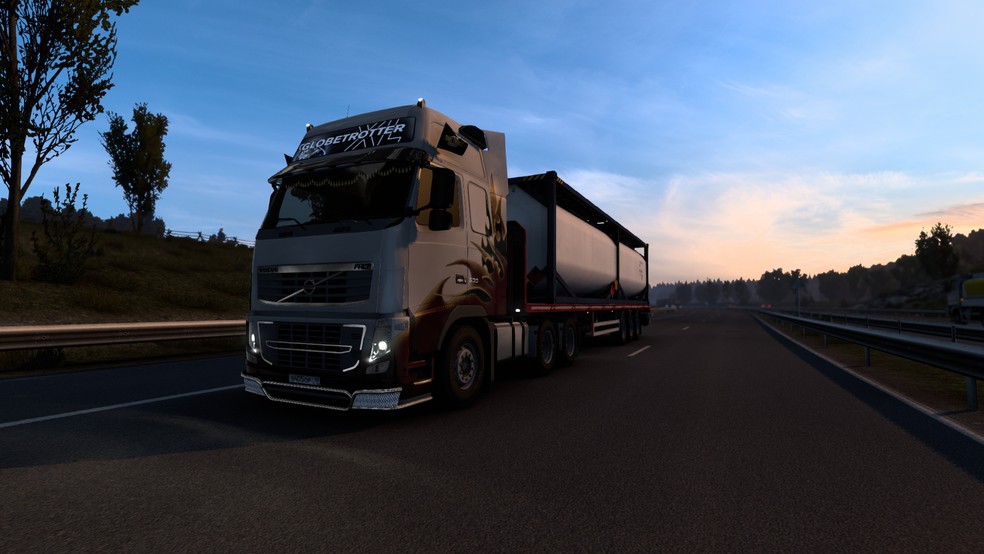 Image by RoyalDriver1