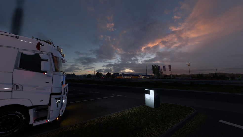 Image by AXUZWY