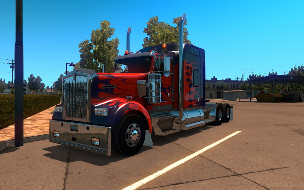 Image by alexthetrucker