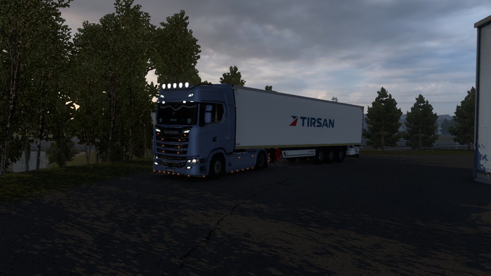 Image by cemal462440