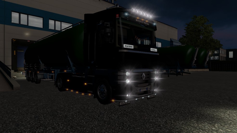 Image by renault21