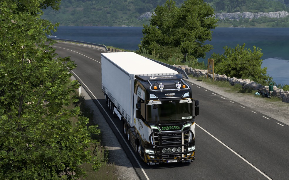 Image by thomasthamrt
