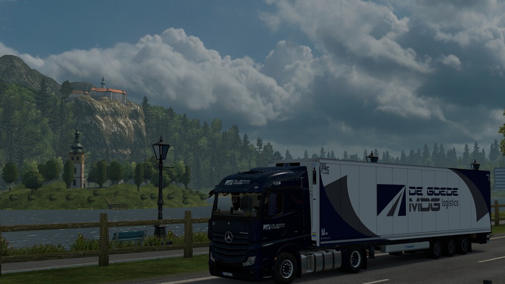 Image by justincortenbach