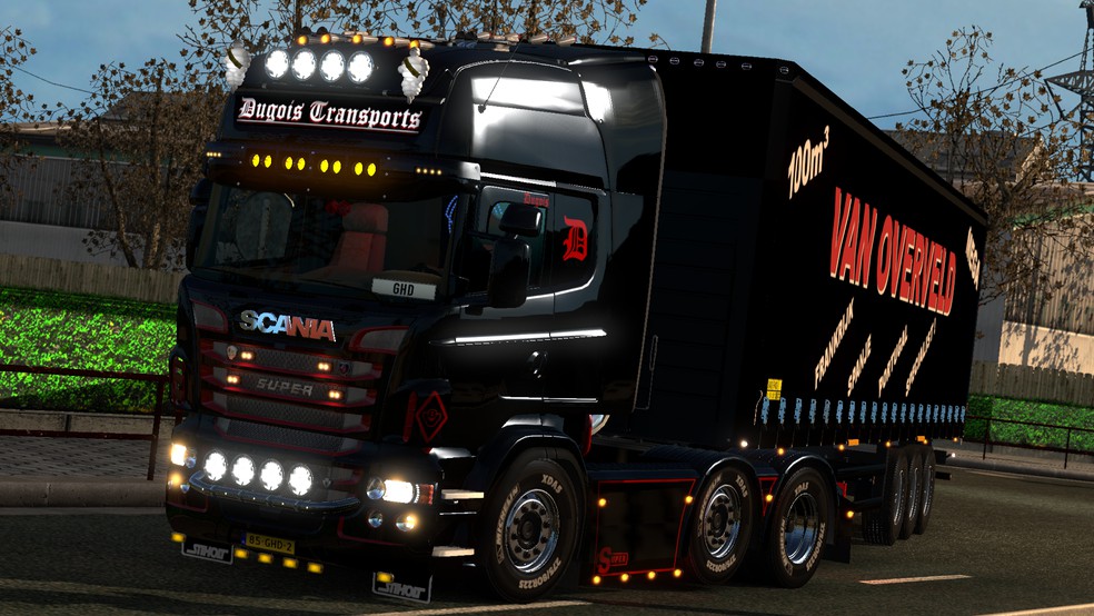 Image by GustavoDugois