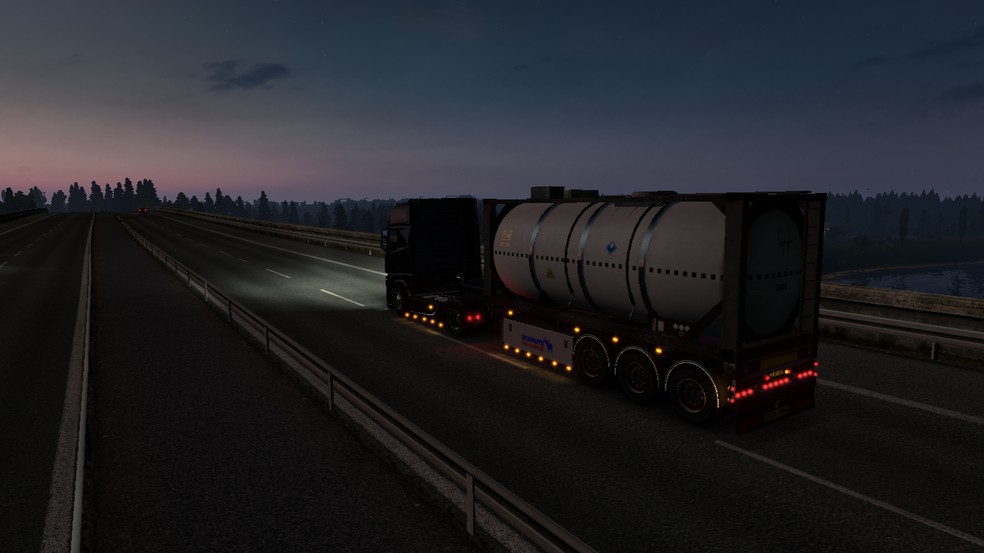 Image by AleksChT