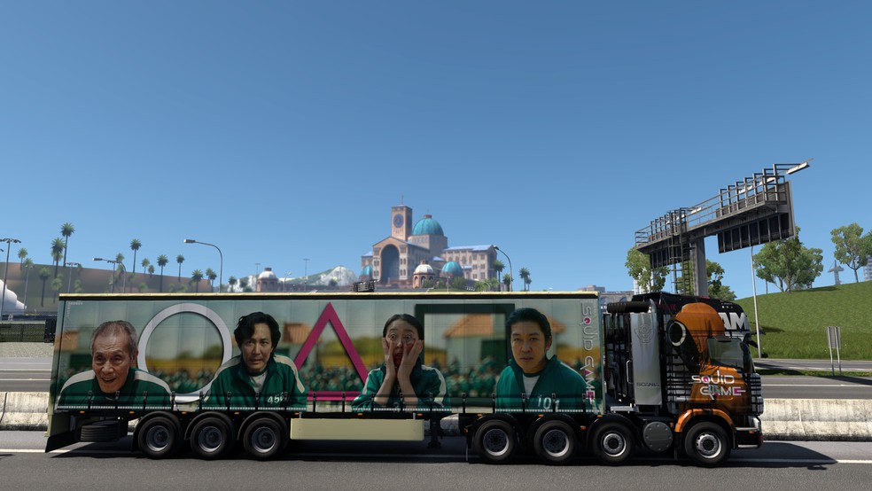 Image by daphnetsutsumi