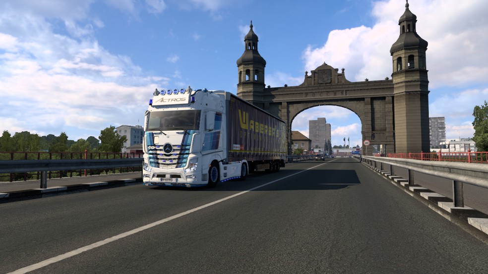 Image by Emanuel_Htrans