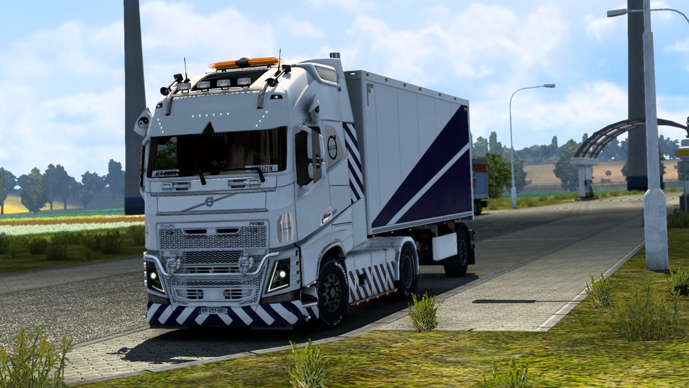 Image by onurtokatli