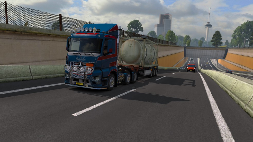 Image by ERIKDEVRIES