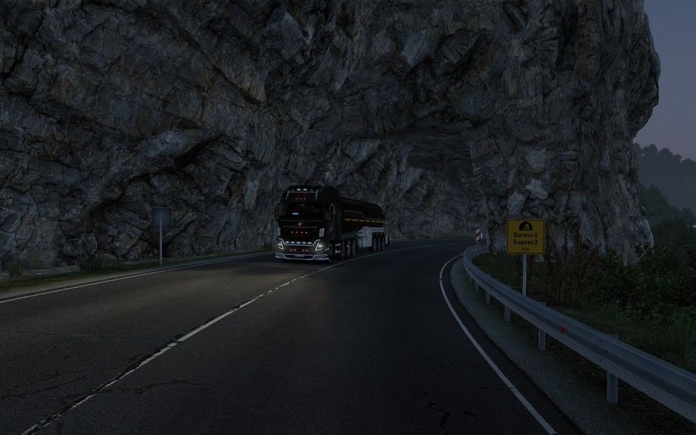 Image by kosmentamer