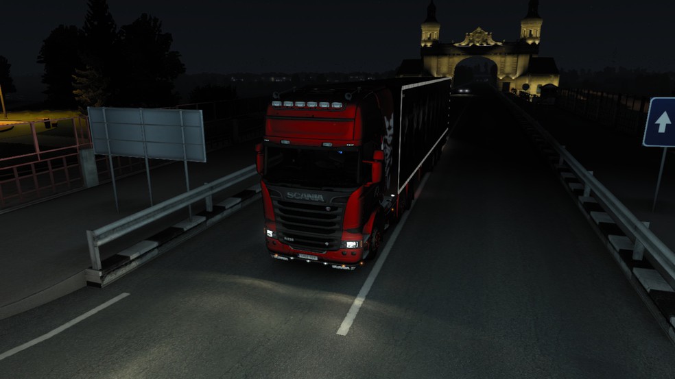 Image by carlosgrotmann