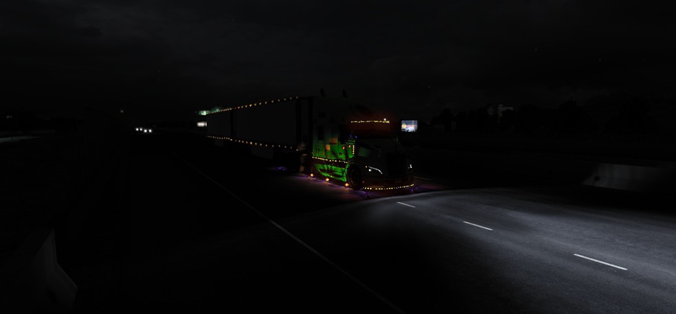 Image by abcdtruck_2356