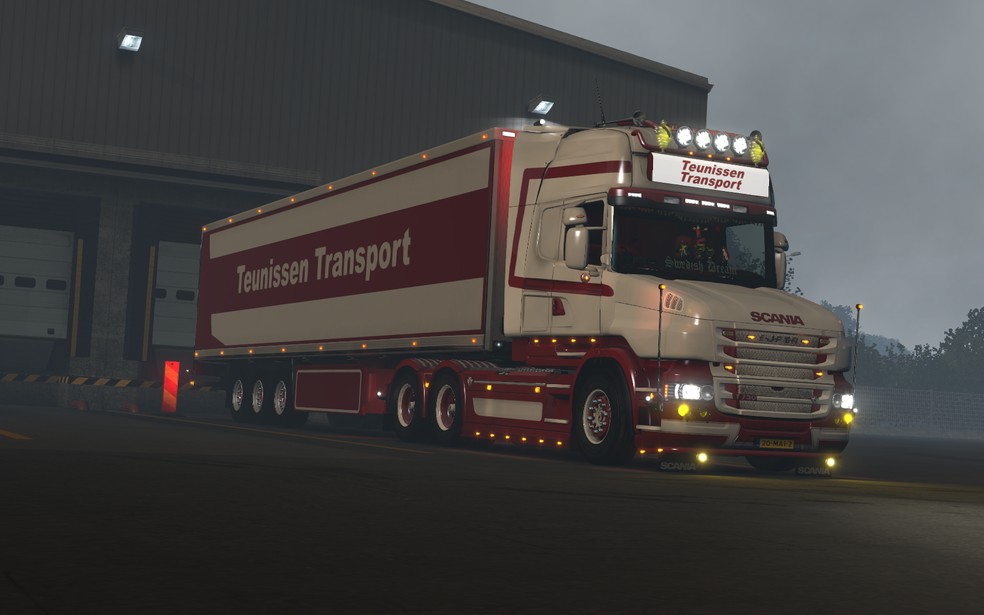 Image by MikkelSmikkel