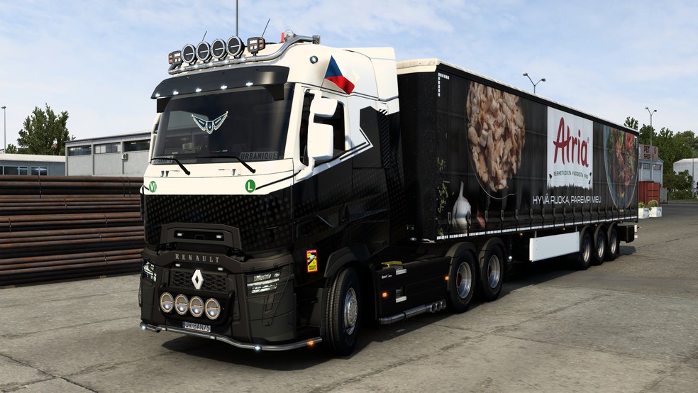 Image by urbanique75