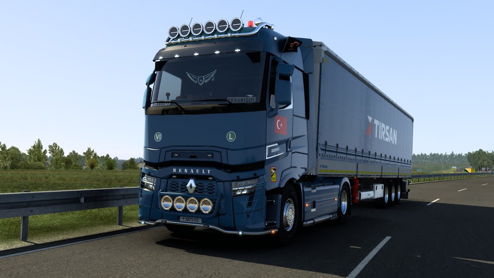 Image by urbanique75