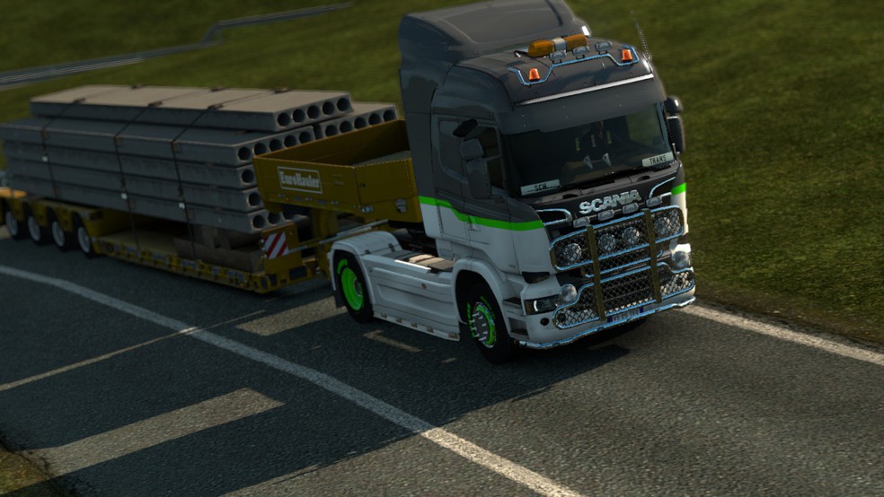 Image by MihaiTeodor