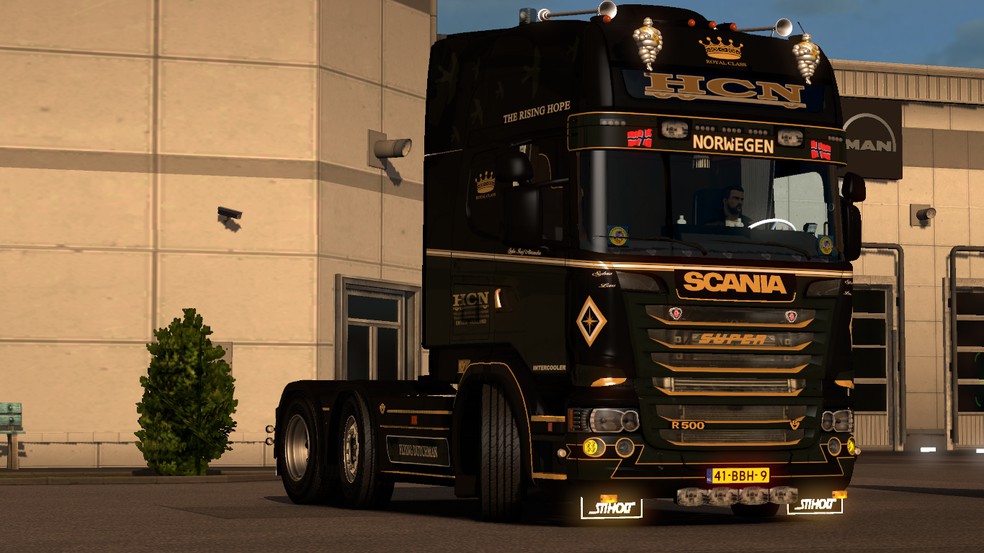 Image by hasanadiyeke07