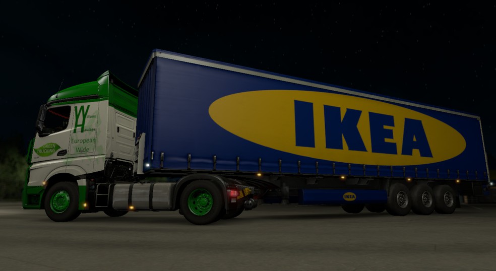 Image by danbyization