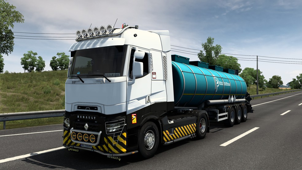 Image by urbanique75