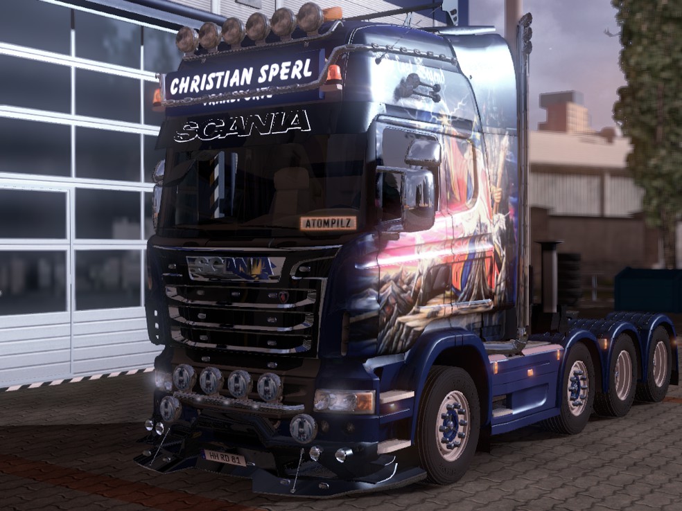 Image by kernschmelze33