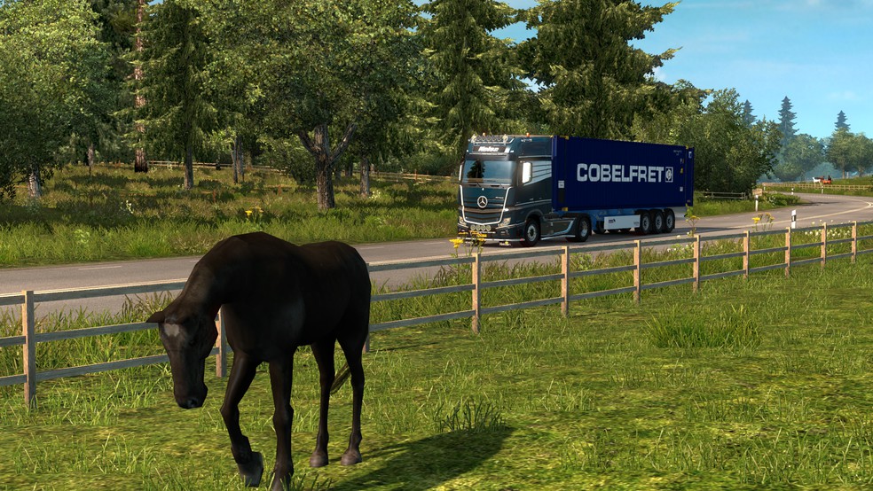 Image by HeinShouyya