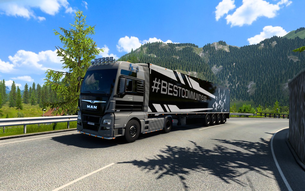 Image by CombineCrusher