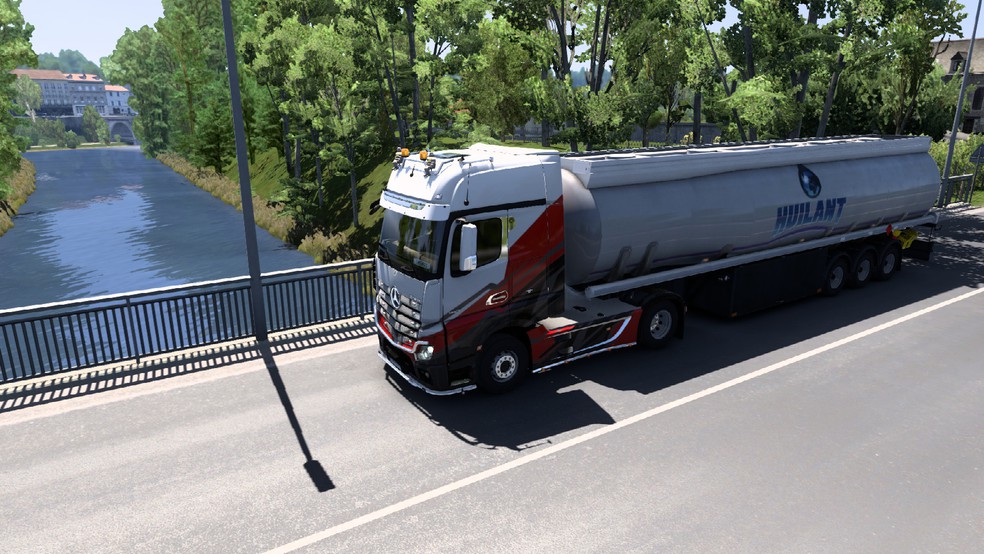 Image by thomasthamrt