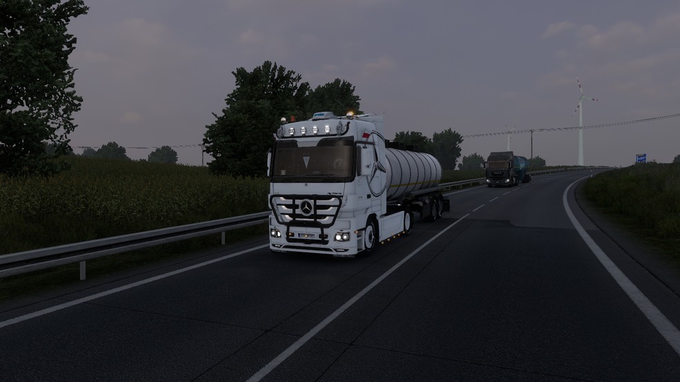 Image by mgeszu