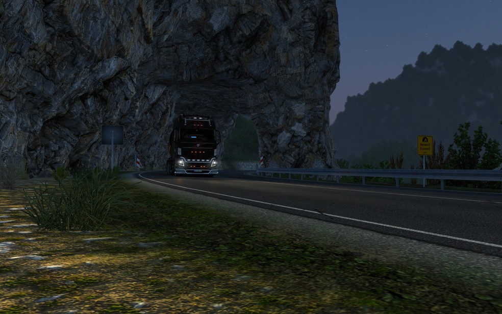 Image by kosmentamer