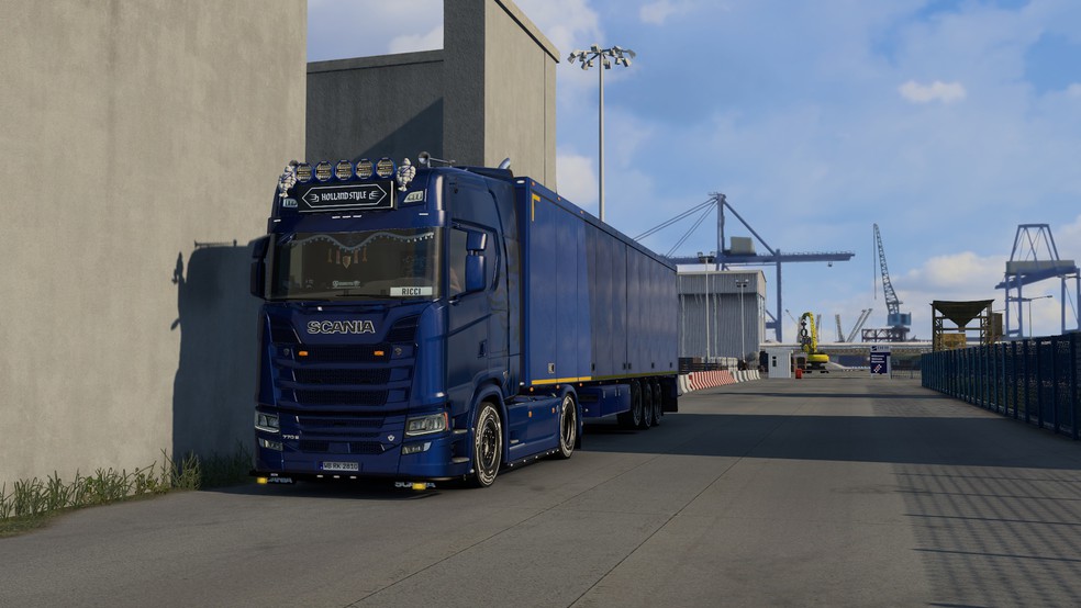 Image by VolvoTrucker33