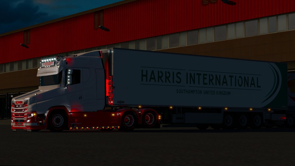 Image by AshleyWillman