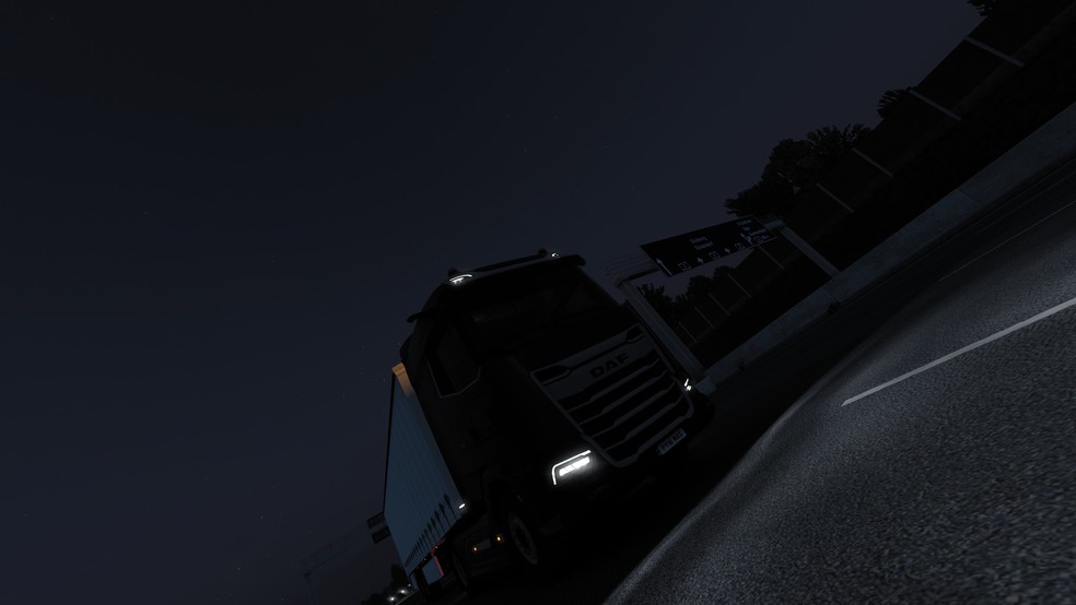 Image by ATOMHUN689