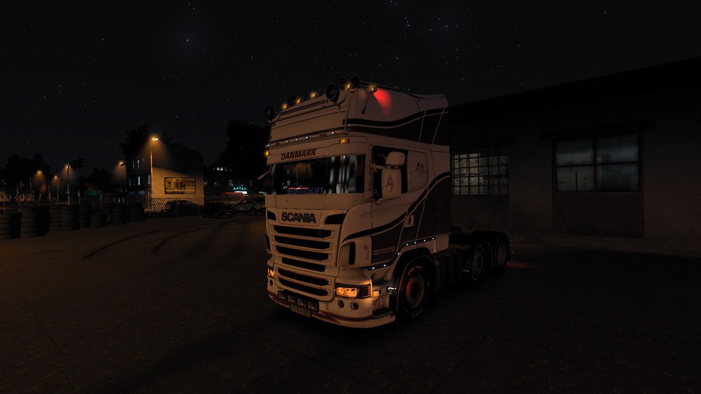 Image by henryasenal