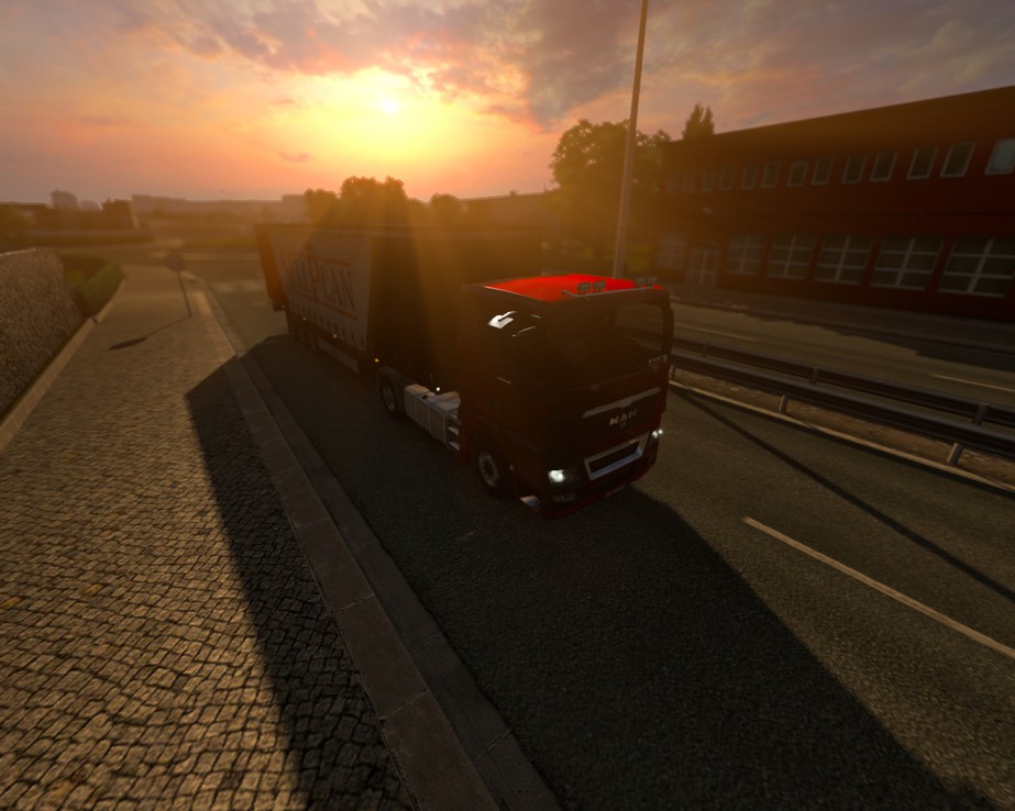 Image by EH0T