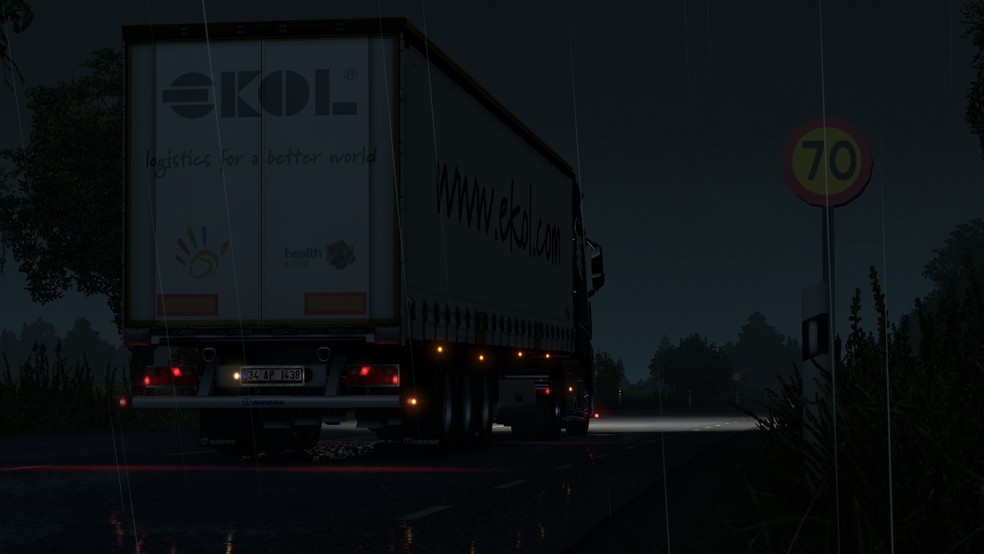 Image by HeinShouyya