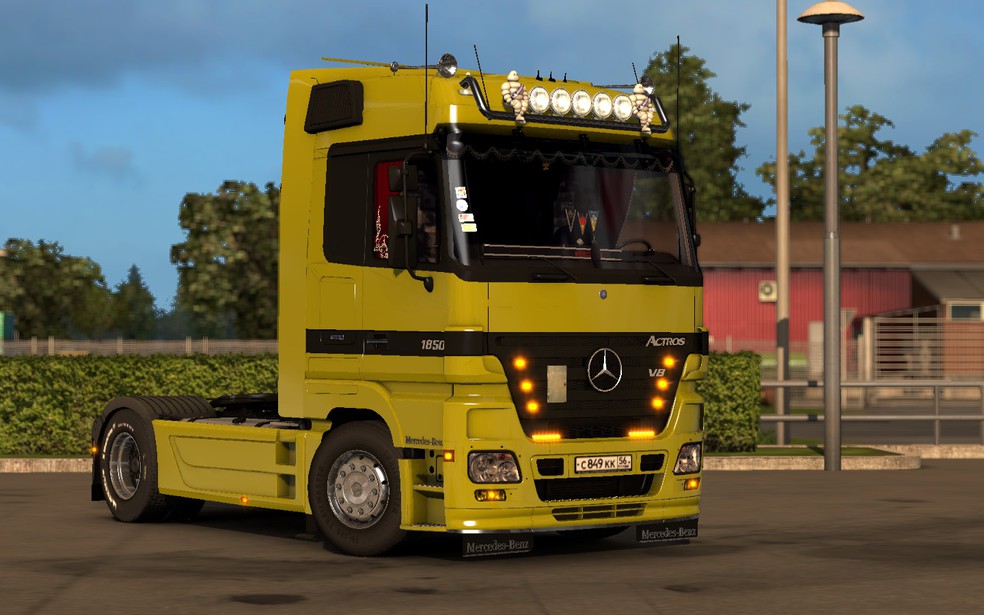 Image by The_Diddler